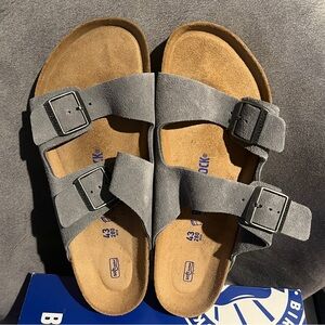 Birkenstock Men’s Arizona Sandals Soft Footbed Basalt Gray Size 10 US 43 EU